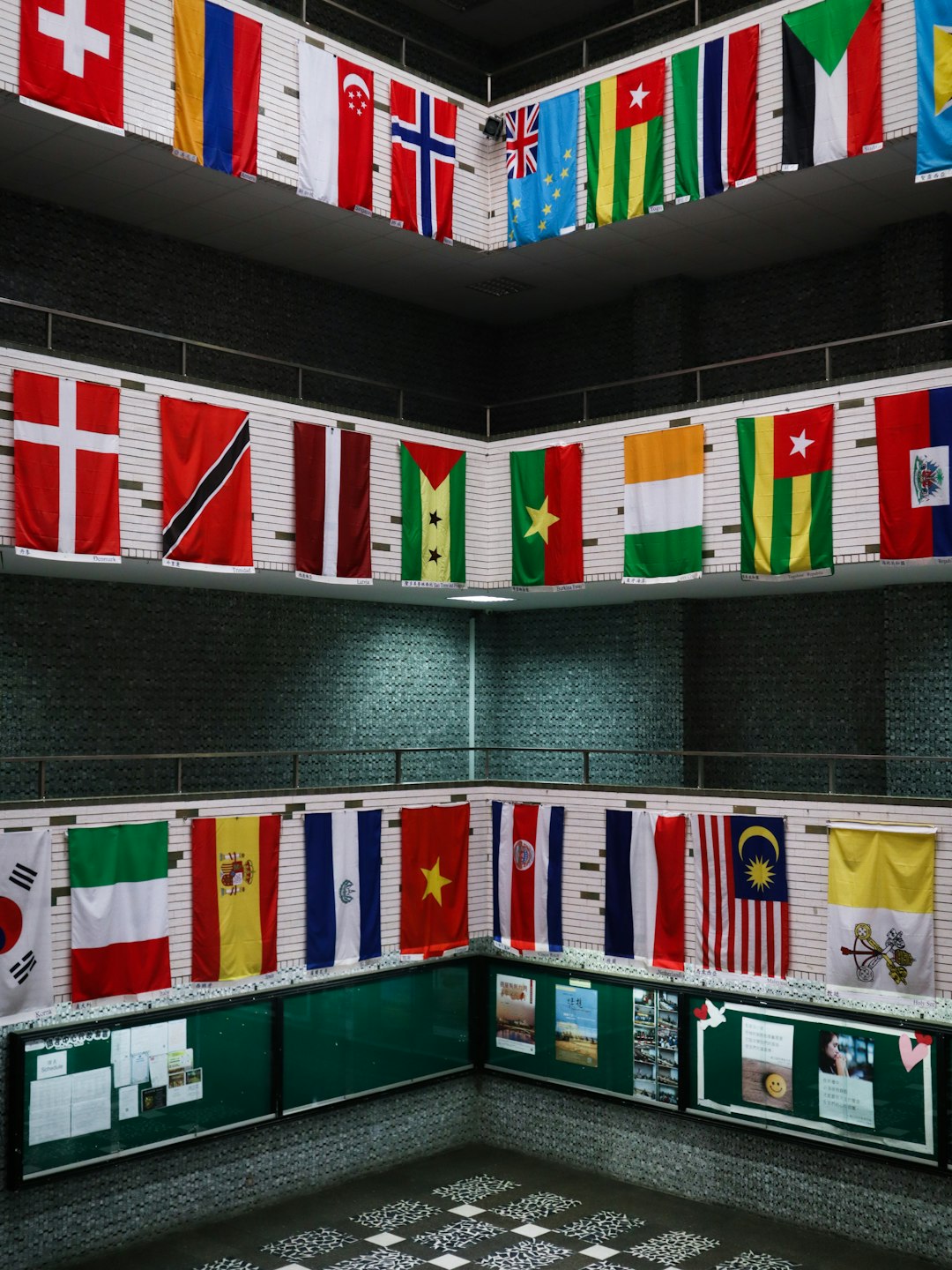 red-white-and-green-concrete-building-lkgtgdva5wk